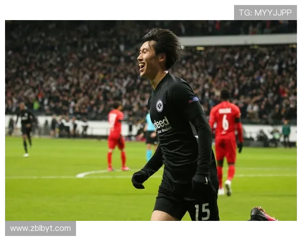 [德甲]克瑙夫推射破门 法兰克福先下一城.